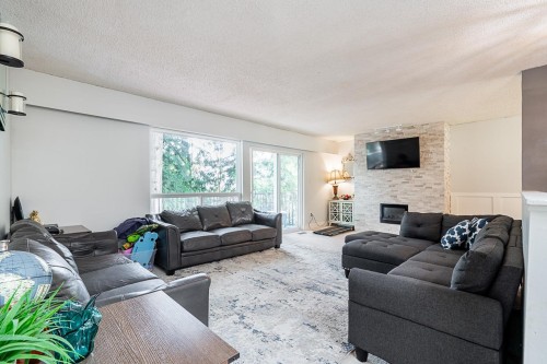 8403 Arbour Place, Surrey, BC 