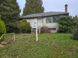 12981 100a Avenue  Surrey, BC V3T 1J8
