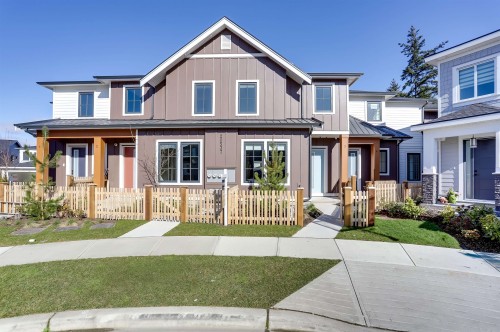 2-20537 75a Avenue  Langley, BC V2Y 1V5