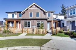 2-20537 75a Avenue  Langley, BC V2Y 1V5