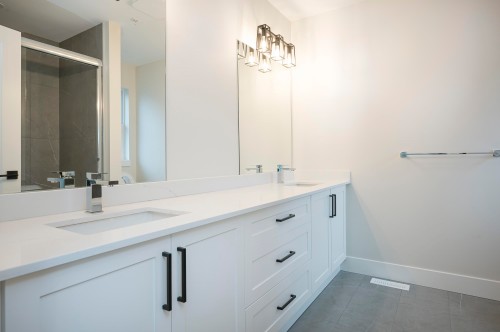 20516 76A Avenue, Langley, BC 