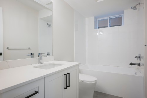 20516 76A Avenue, Langley, BC 