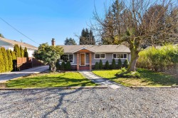 11082 146 Street  Surrey, BC V3R 3V1