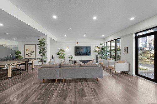 122-15825 85 Avenue, Surrey, BC 