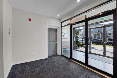 122-15825 85 Avenue, Surrey, BC 