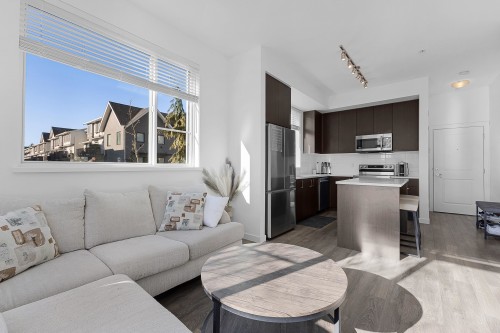 122-15825 85 Avenue, Surrey, BC 