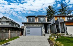 11667 74 Avenue N Delta, BC V4C 1E6