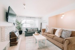 18XX King George Boulevard  Surrey, BC V4A 5A1