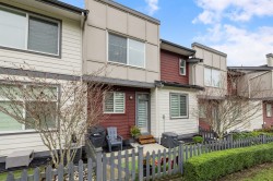 82-15665 Mountain View Drive  Surrey, BC V3Z 0W8