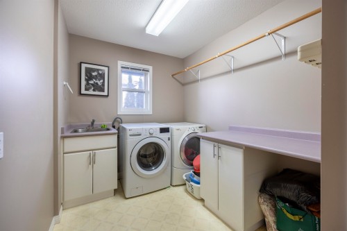 7881 154 Street, Surrey, BC 