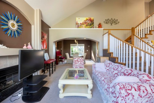 7881 154 Street, Surrey, BC 