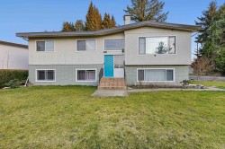 13786 Grosvenor Road  Surrey, BC V3R 5E7