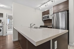 3109-9981 Whalley Boulevard  Surrey, BC V3T 0G6