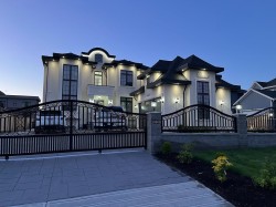 15969 106 Avenue  Surrey, BC V4N 3J4