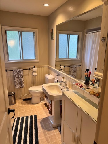 15980 Thrift Avenue, White Rock, BC 