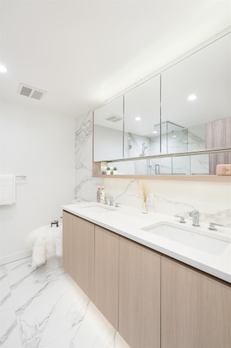 3505-13768 100Th Avenue, Surrey, BC 