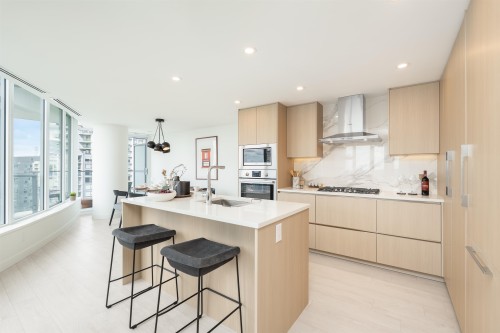 3505-13768 100Th Avenue, Surrey, BC 