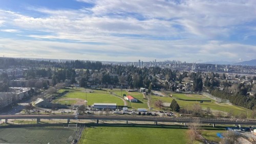 1202-10626 City Parkway, Surrey, BC 