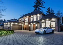 14295 73a Avenue  Surrey, BC V3W 2R9