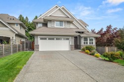 1085 King George Boulevard  Surrey, BC V4A 9S7
