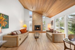 1785 140a Street  Surrey, BC V4A 6T9