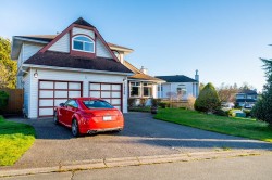 7926 161 Street  Surrey, BC V4N 0K3