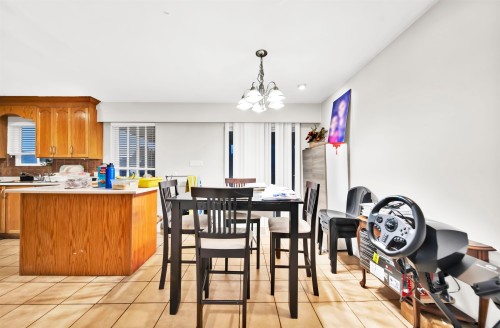 14539 Chartwell Drive, Surrey, BC 