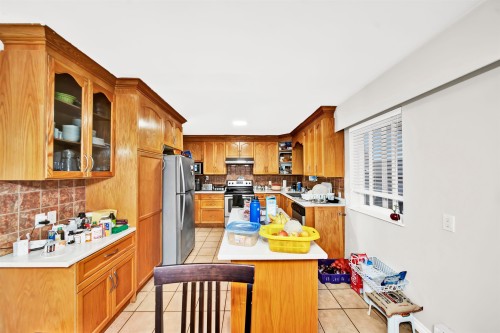 14539 Chartwell Drive, Surrey, BC 