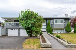 8303 118 Street  Delta, BC V4C 6H4
