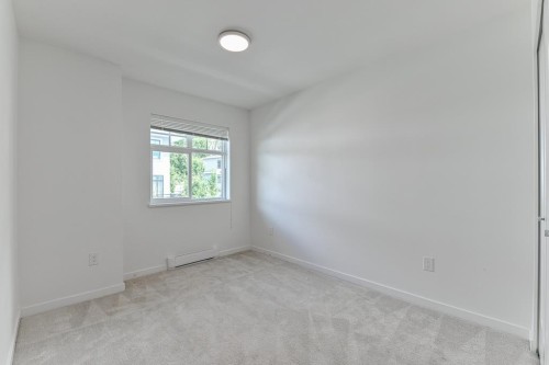 100-15255 Sitka Drive, Surrey, BC 