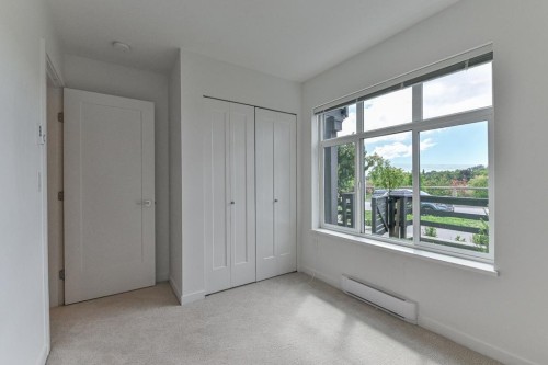 100-15255 Sitka Drive, Surrey, BC 