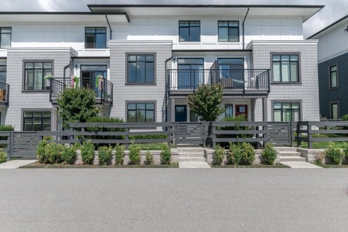 100-15255 Sitka Drive, Surrey, BC 