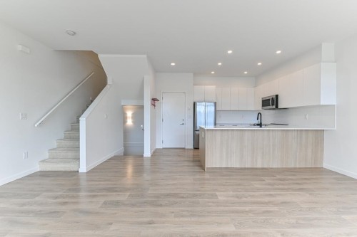 100-15255 Sitka Drive, Surrey, BC 