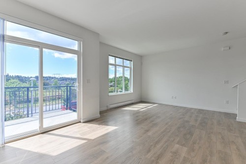100-15255 Sitka Drive, Surrey, BC 