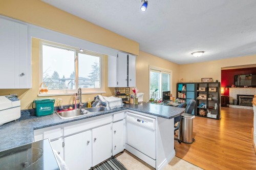 8625 Margate Place, Surrey, BC 