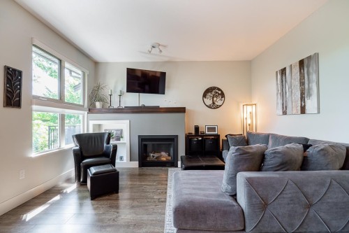 21-20326 68 Avenue  Langley, BC V2Y 0E3