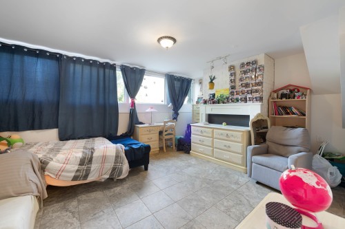 20624 48 Avenue, Langley, BC - Indoor Photo Showing Bedroom
