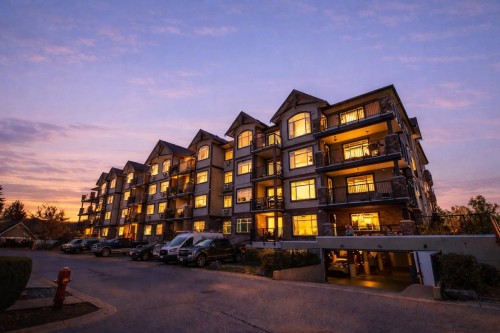 105-19939 55a Avenue  Langley, BC V3A 3X4