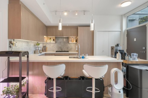 Th3-13720 100 Avenue, Surrey, BC 