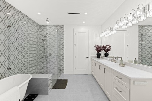 19890 16 Avenue, Langley, BC 