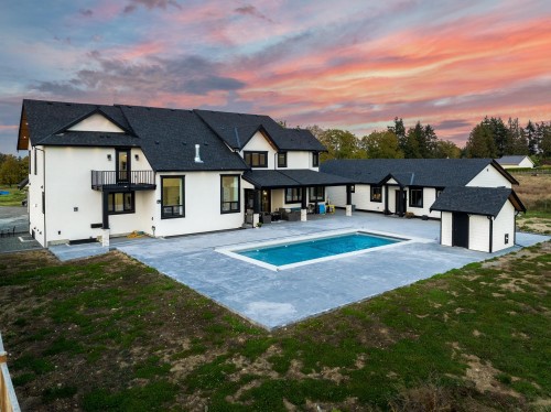 19890 16 Avenue, Langley, BC 