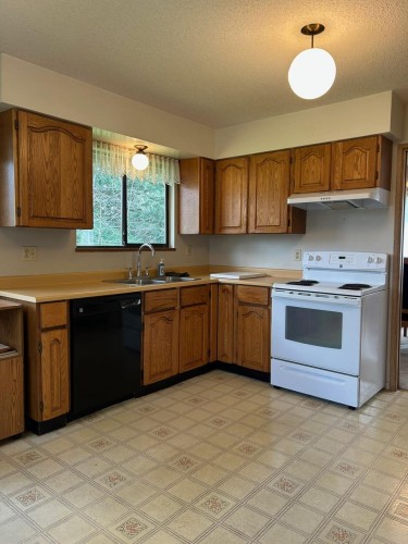 24765 50 Avenue, Langley, BC 
