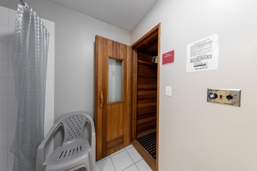 313-10533 University Drive, Surrey, BC 