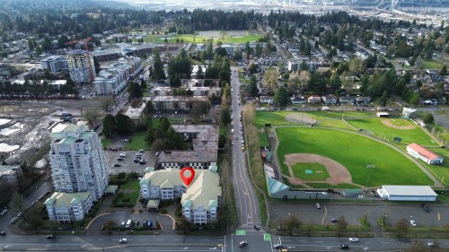 313-10533 University Drive, Surrey, BC 