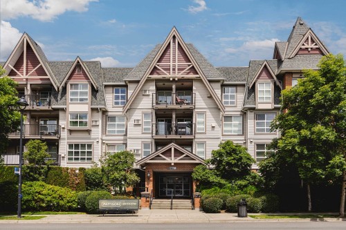 206-17769 57 Avenue  Surrey, BC V3S 1H1