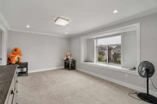 27687 Railcar Crescent, Abbotsford, BC 