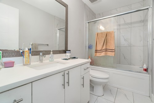 27687 Railcar Crescent, Abbotsford, BC 