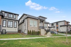 16685 15a Avenue  Surrey, BC V3S 9X7