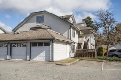 213-7837 120a Street  Surrey, BC V3W 0W9