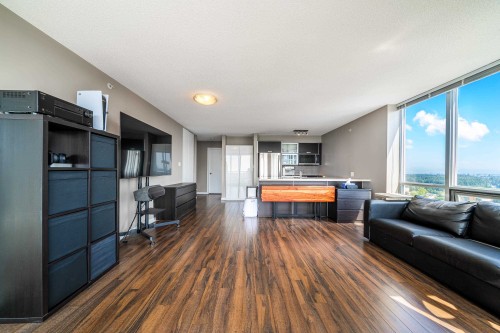 3607-9981 Whalley Boulevard, Surrey, BC 